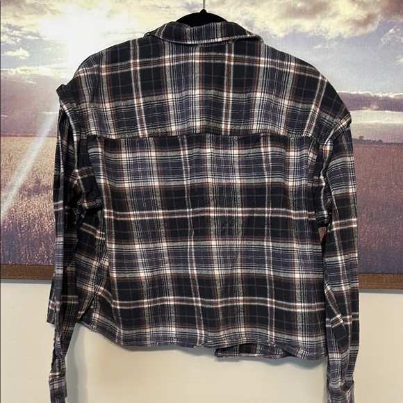 Plaid Button-Up Jacket - Picture 4 of 7